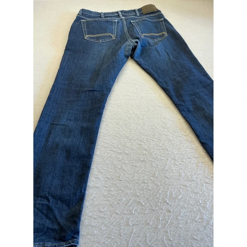 Timberland Mens Jeans Dark Wash Straight Leg Denim 34x31 Rugged Casual Blue